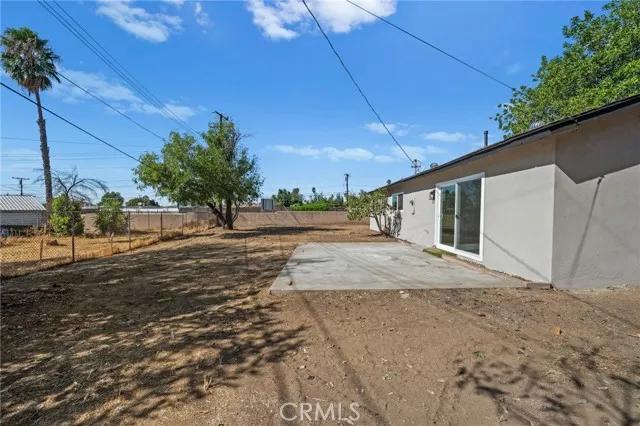 19315 Easton Street, Rialto Ca 92376 | Detached 32