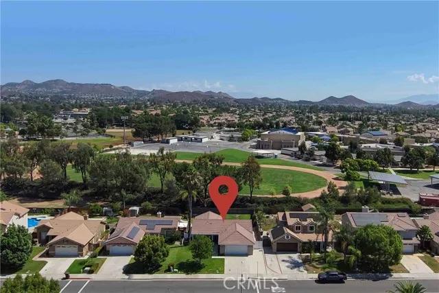 40589 Sunflower Road, Murrieta Ca 92562 | Detached 28