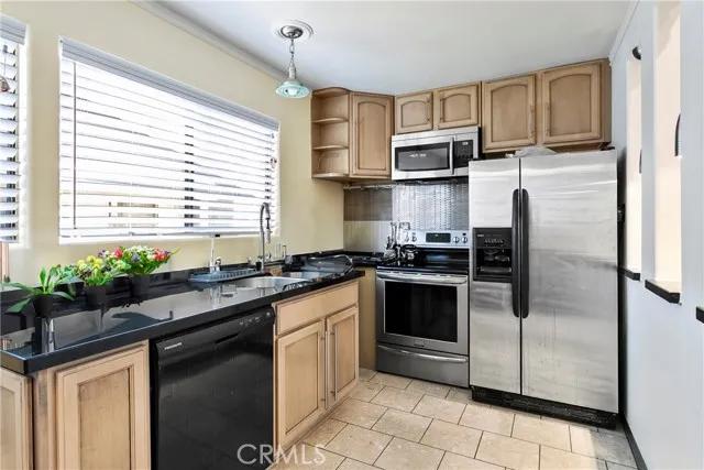 214 Springview, Irvine Ca 92620 | All Other Attached 5