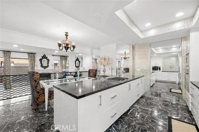 9321 Burton Way # A, Beverly Hills Ca 90210 | All Other Attached 6