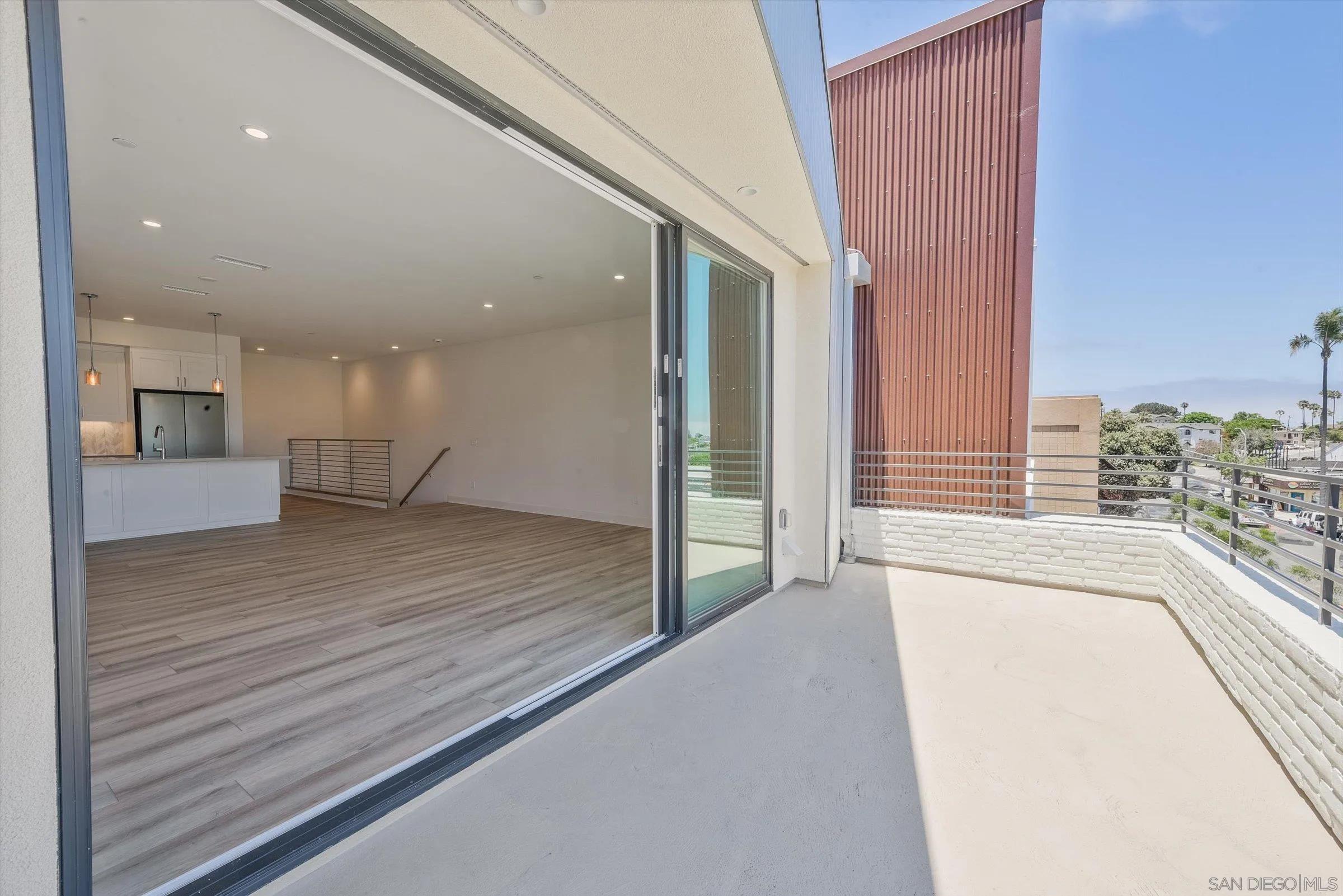 4101 Voltaire St. # 6, Ocean Beach Ca 92107 | Townhouse 18