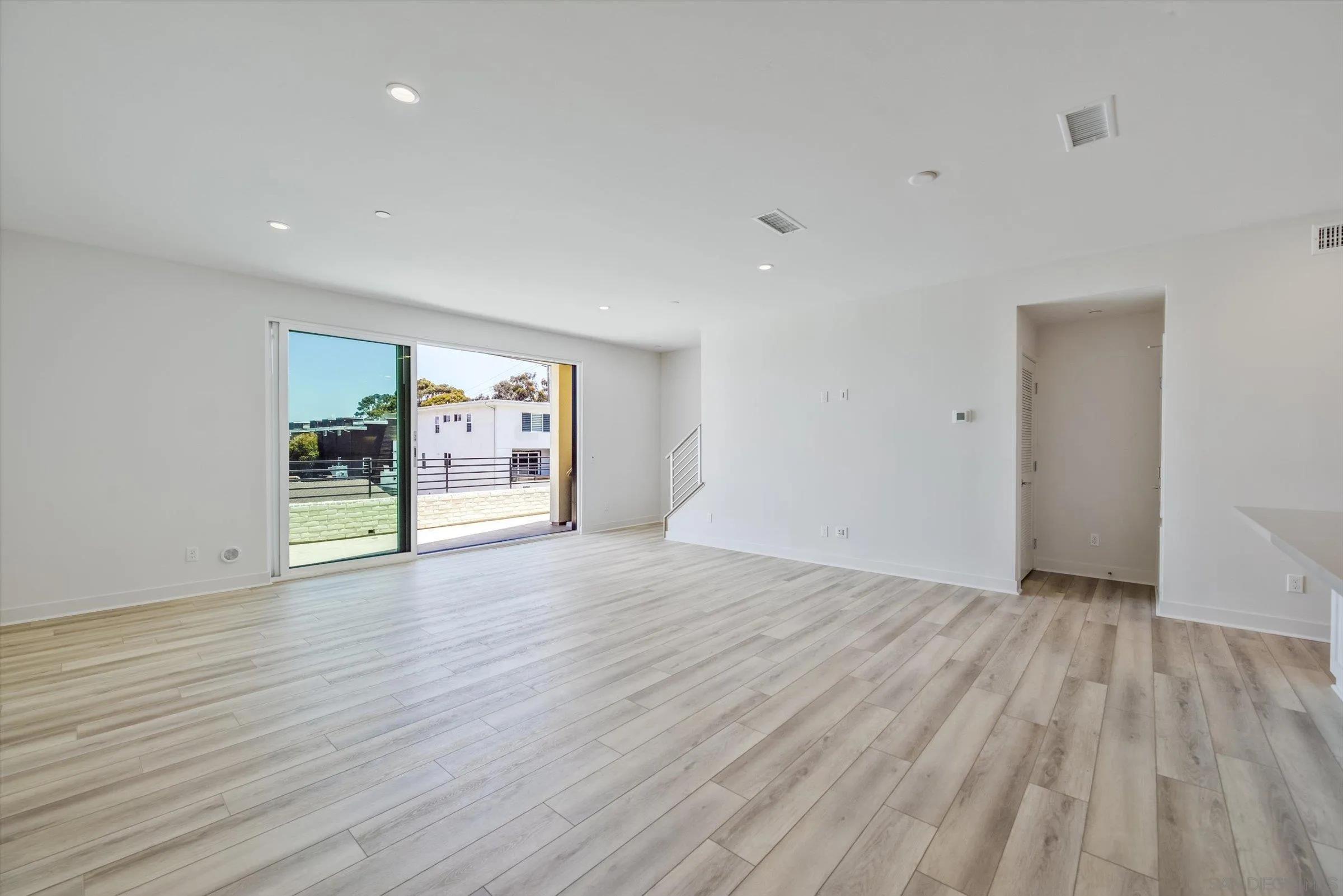 4101 Voltaire St. # 6, Ocean Beach Ca 92107 | Townhouse 15