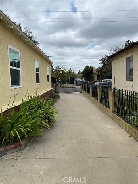 2548 Gaspar Avenue, Los Angeles Ca 90040 | Detached 49