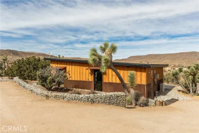 5074 Redding Drive, Yucca Valley Ca 92284 | Detached 40