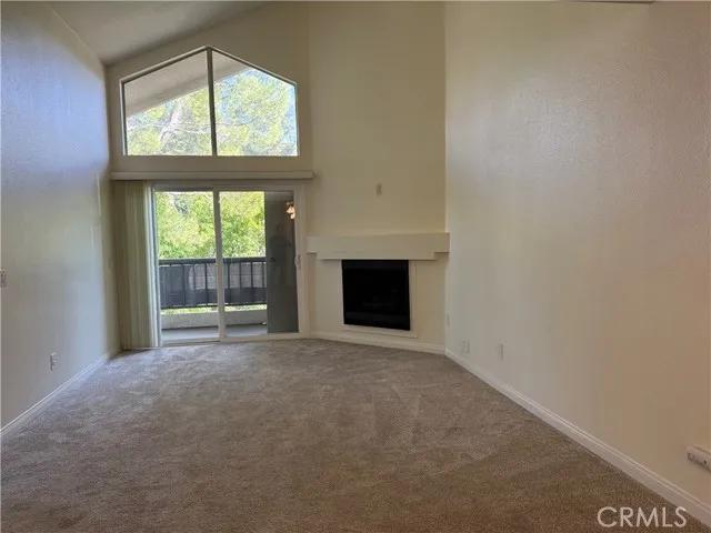 21400 Burbank Boulevard # 322, Woodland Hills Ca 91367 | Detached 4