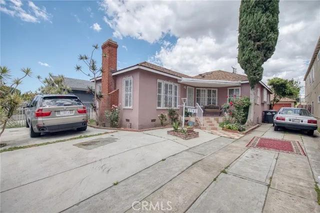 2741 Kansas Avenue, South Gate Ca 90280 | Detached 1