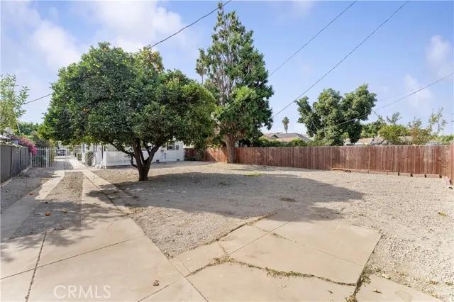 1227 W 45th Street, Los Angeles Ca 90037 | Detached 24