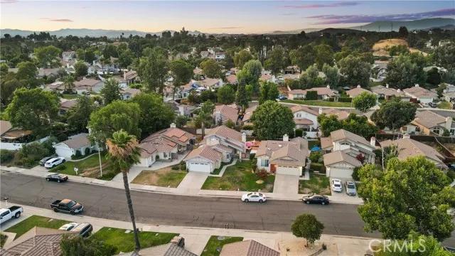 30588 Hollyberry Lane, Temecula Ca 92591 | Detached 42