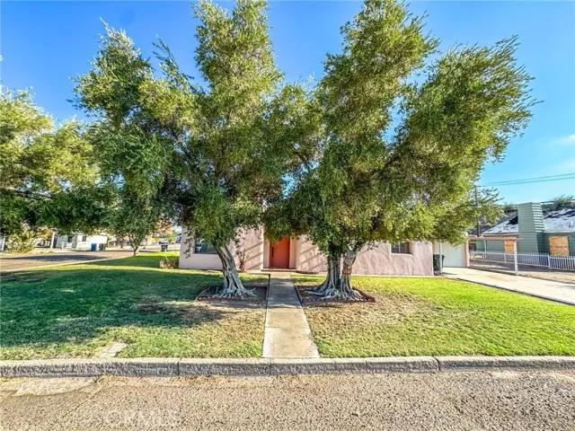 301 Walnut Street, Needles Ca 92363 | Detached 4