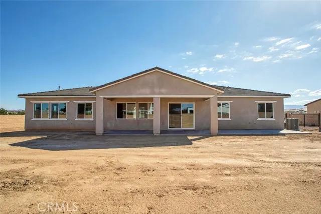 12958 Davona Dale Road, Apple Valley Ca 92308 | Detached 28