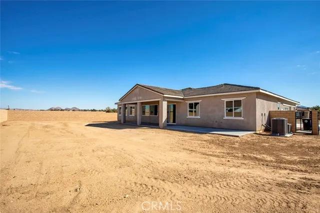 12958 Davona Dale Road, Apple Valley Ca 92308 | Detached 29