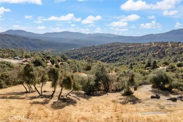 42617 Old Yosemite Road, Oakhurst Ca 93644 | Detached 12