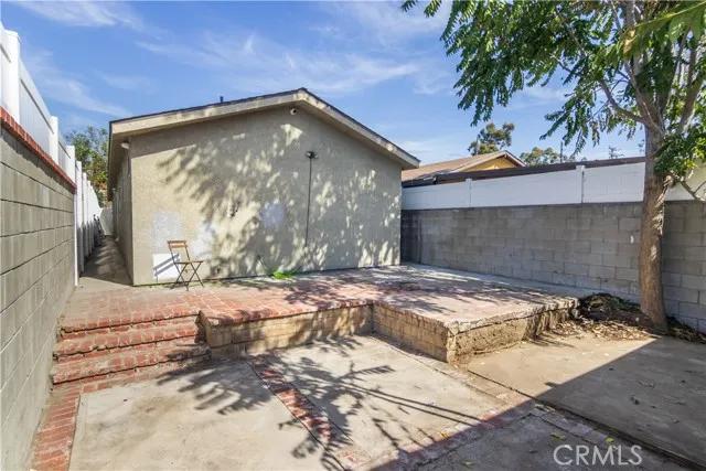 10125 Sharp Avenue, Pacoima Ca 91331 | Detached 22