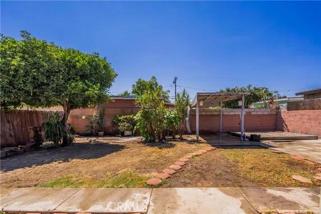 322 S Raitt Street, Santa Ana Ca 92703 | Detached 8