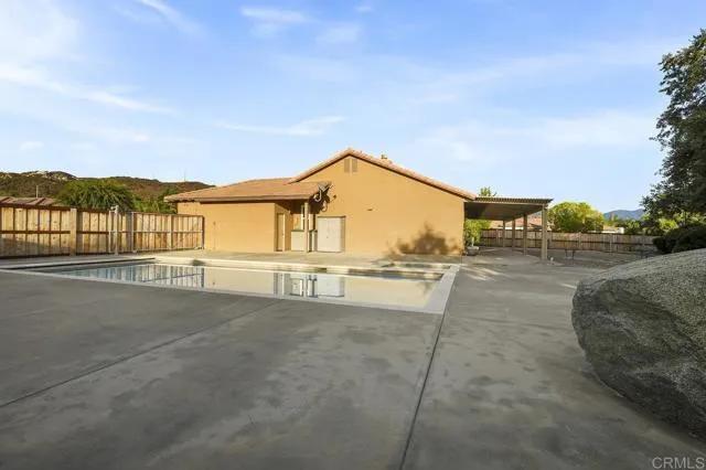 23423 Nightsky Road, Ramona Ca 92065 | Detached 24