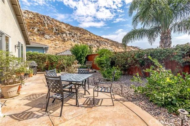 194 Inkster Way, Hemet Ca 92545 | Detached 40