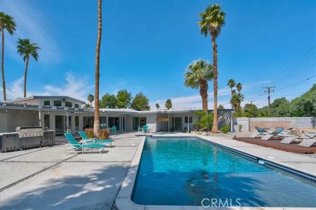 2922 N Farrell Drive, Palm Springs Ca 92262 | Detached 37