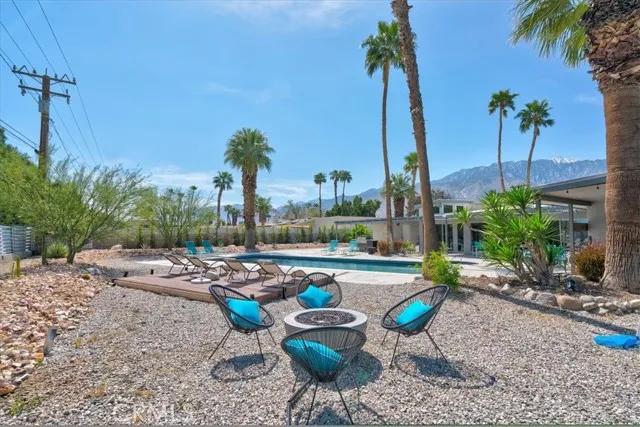 2922 N Farrell Drive, Palm Springs Ca 92262 | Detached 35