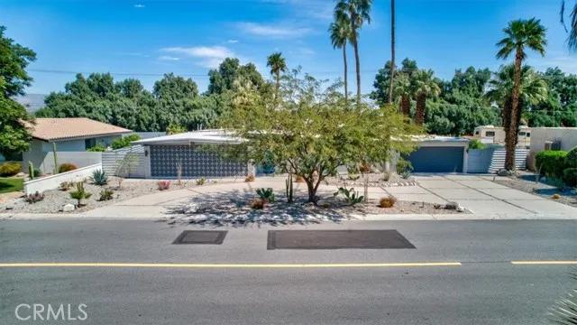 2922 N Farrell Drive, Palm Springs Ca 92262 | Detached 1