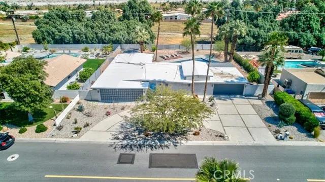 2922 N Farrell Drive, Palm Springs Ca 92262 | Detached 43