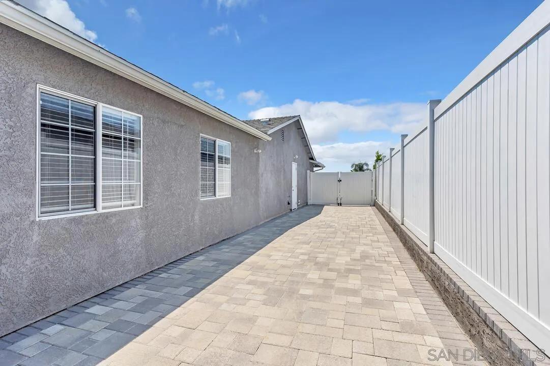 10050 El Nopal, Santee Ca 92071 | Detached 39