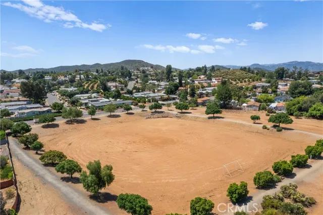 33467 Hidden Hollow Drive, Wildomar Ca 92595 | Detached 45