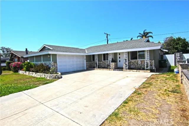 6431 Yale Circle, Huntington Beach Ca 92647 | Detached 0