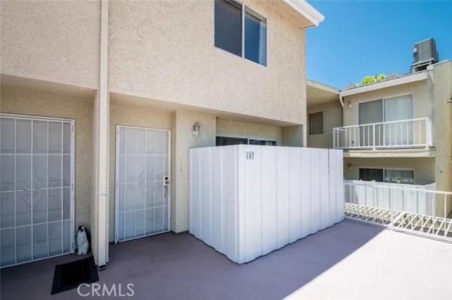 4558 Willis Avenue # 107, Sherman Oaks Ca 91403 | Detached 26