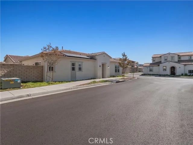 20557 Galloway Drive, Santa Clarita Ca 91350 | Detached 28