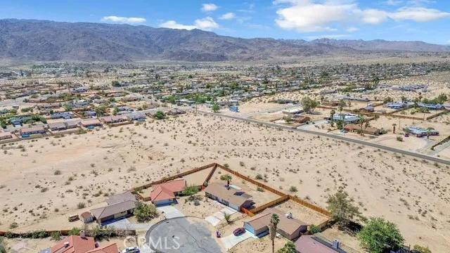 5780 Hall Lane, Twentynine Palms Ca 92277 | Detached 47