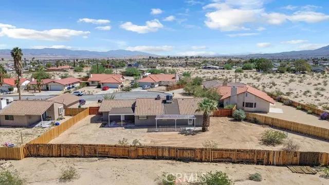 5780 Hall Lane, Twentynine Palms Ca 92277 | Detached 52