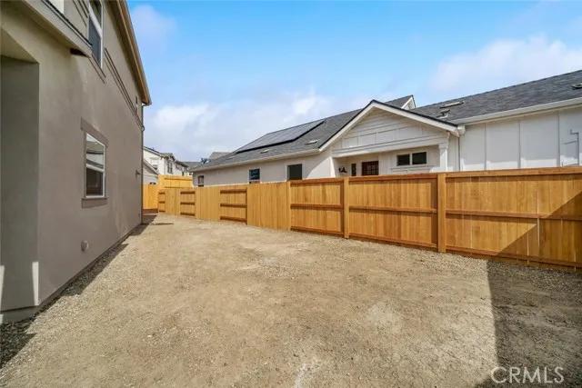 1090 Terra Way, San Luis Obispo Ca 93405 | Detached 33