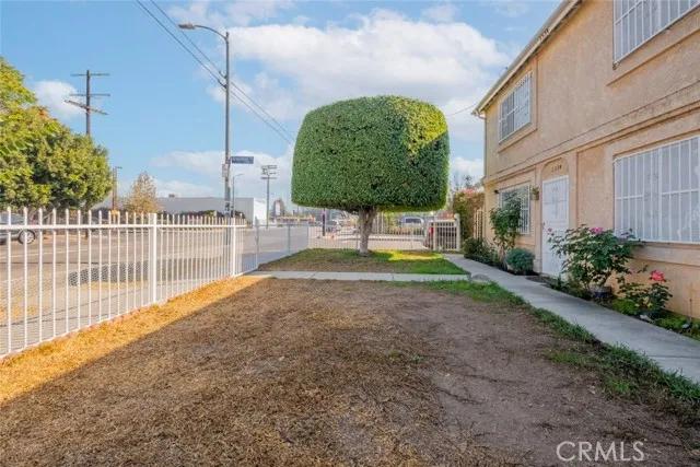 1332 W 20th Street, Los Angeles Ca 90007 | Multi Family 1