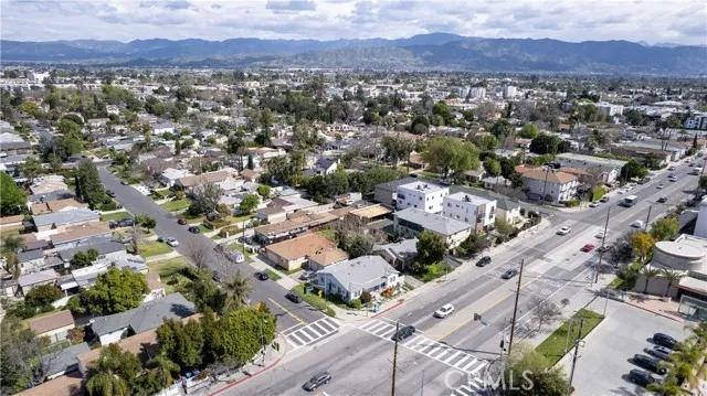 11649 Burbank Boulevard, North Hollywood Ca 91601 | Multi Family 6