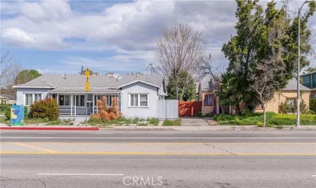 11649 Burbank Boulevard, North Hollywood Ca 91601 | Multi Family 1