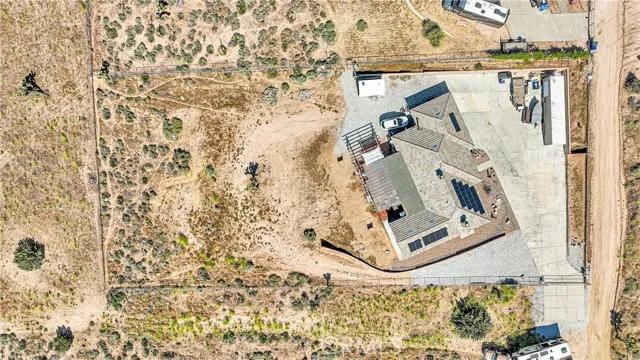 23220 Horizon Street, Apple Valley Ca 92308 | Detached 53