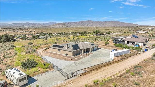 23220 Horizon Street, Apple Valley Ca 92308 | Detached 55