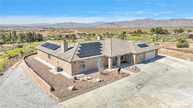 23220 Horizon Street, Apple Valley Ca 92308 | Detached 0