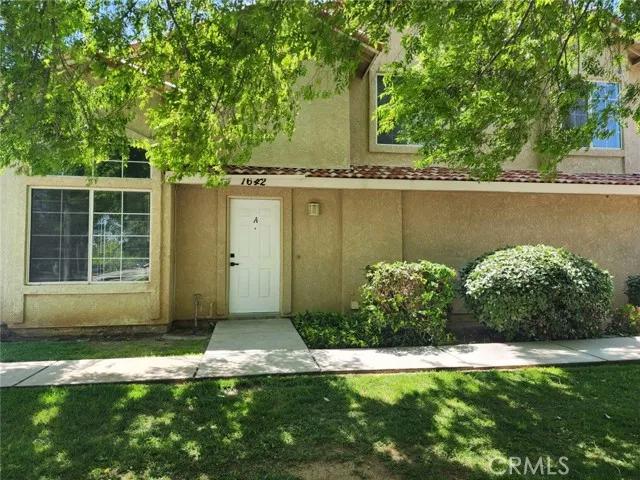 1642 Gardenia Court # A, Lancaster Ca 93535 | Apartment 3