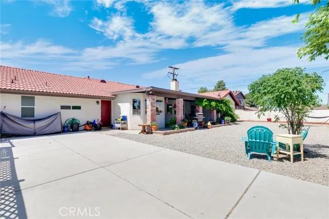 20086 Yucca Loma Road, Apple Valley Ca 92307 | Detached 2