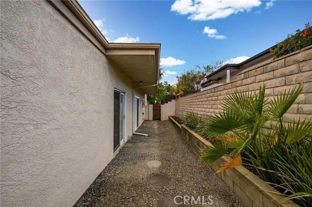 2312 N Indian Hill Boulevard, Claremont Ca 91711 | Detached 34