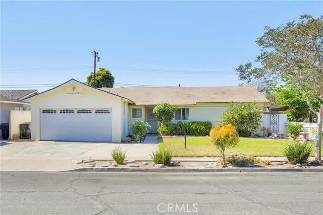 12611 Sungrove Circle, Garden Grove Ca 92840 | Detached 0