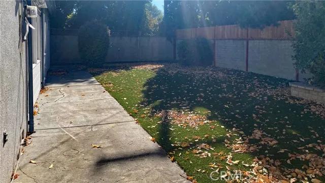 6925 Zelzah Avenue, Reseda Ca 91335 | Detached 19