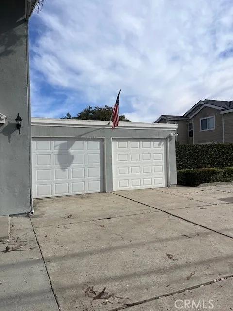 300 Santa Isabel Avenue # B, Costa Mesa Ca 92627 | Detached 2