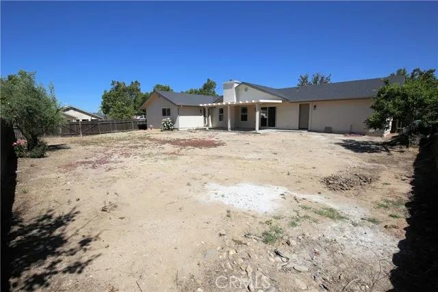 1900 Patria Ct., Paso Robles Ca 93446 | Detached 23