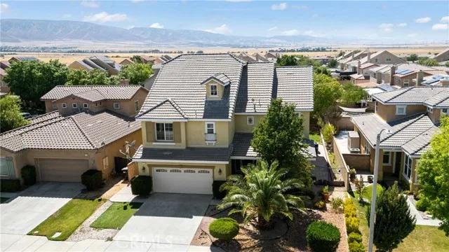 43131 Hampton Street, Lancaster Ca 93536 | Detached 2