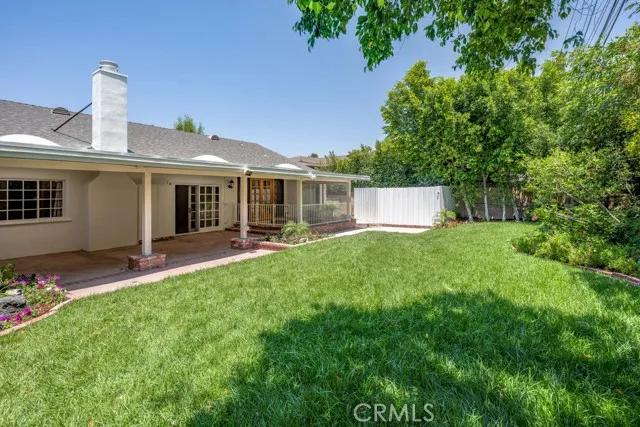 9152 Gerald Avenue, North Hills Ca 91343 | Detached 33