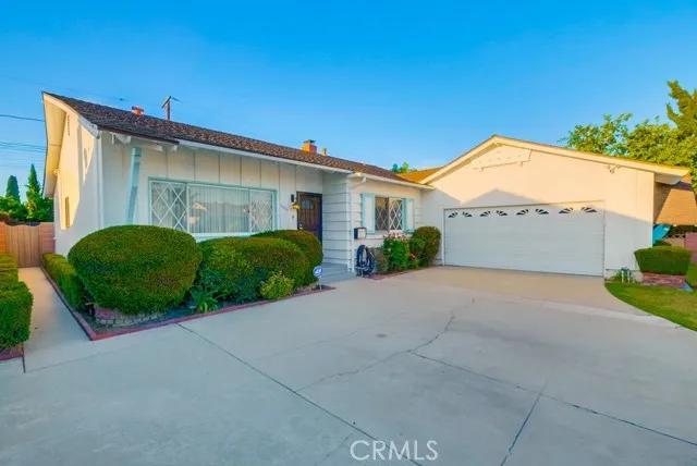 10135 Nichols Street, Bellflower Ca 90706 | Detached 36