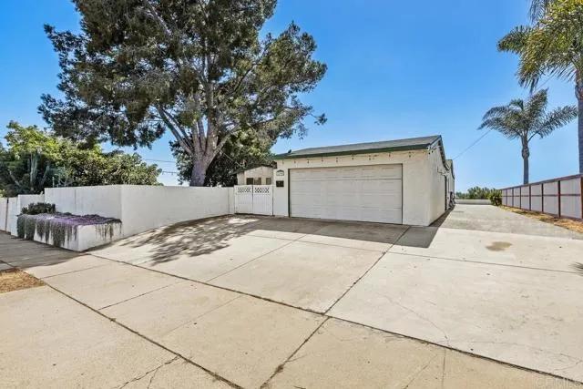 1290 Cuyamaca Avenue, Chula Vista Ca 91911 | Detached 25