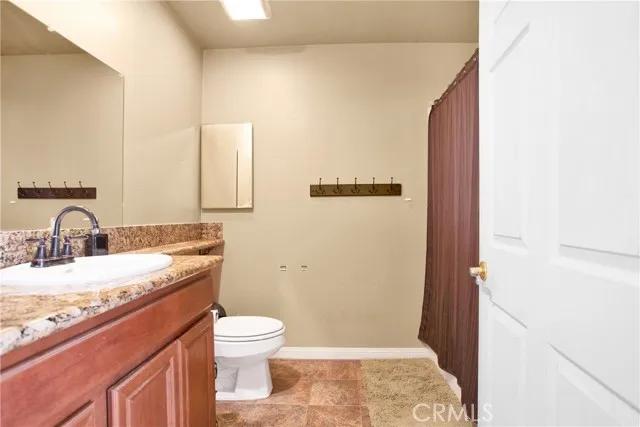 10977 Pinon Avenue, Hesperia Ca 92345 | Detached 27